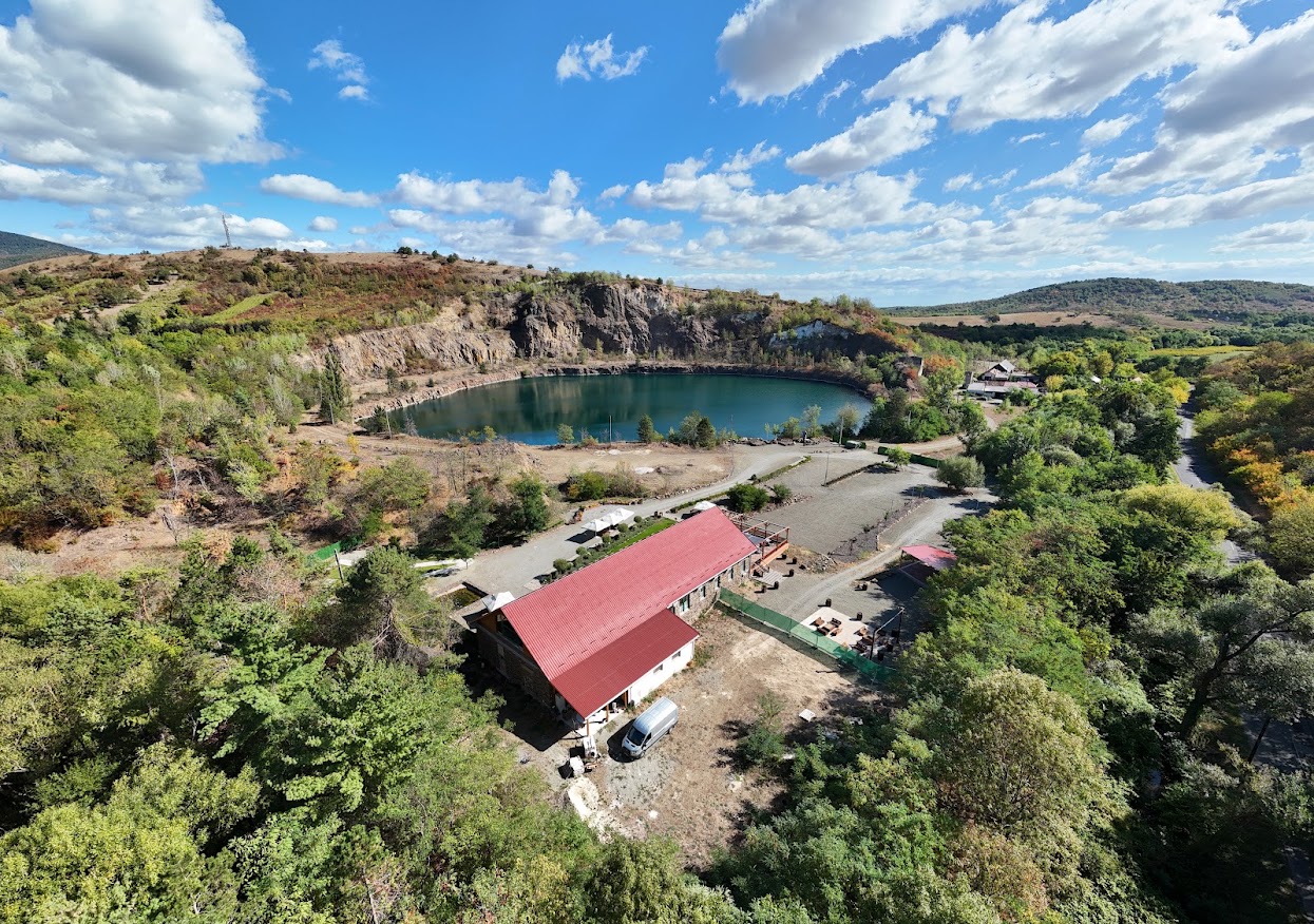 Páratlan helyszín, végtelen lehetőség - Tóparti panoráma